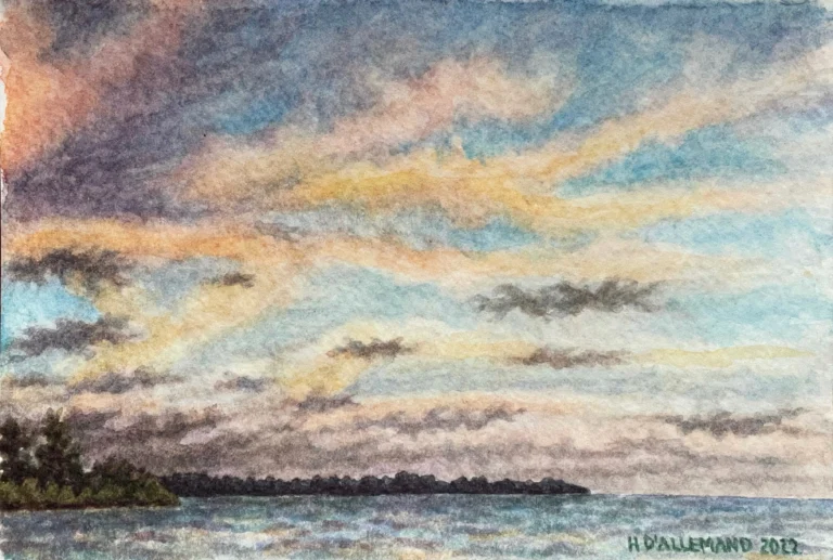 Últimas luces del atardecer sobre la costa